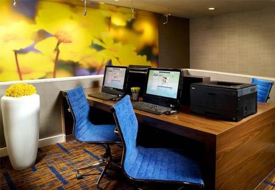 Hotel Courtyard by Marriott Airport  | Nashville | Tennessee | United States 12