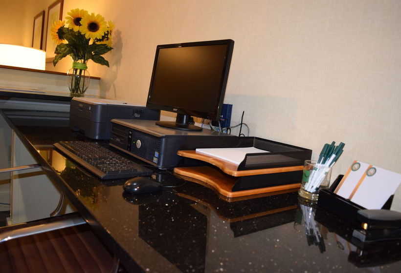 Hotel Four Points by Sheraton Manchester Airport  | Manchester | New Hampshire | United States 14