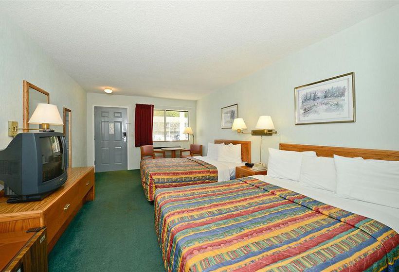 Hotel Americas Best Value Inn- St. Ignace  | St. Ignace | Michigan | United States 12