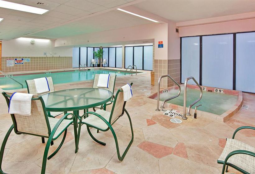 Hotel Holiday Inn Warren  | Warren | Michigan | United States 5