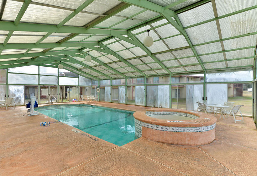 Hotel Econo Lodge Perry  | Perry | Georgia | United States 15