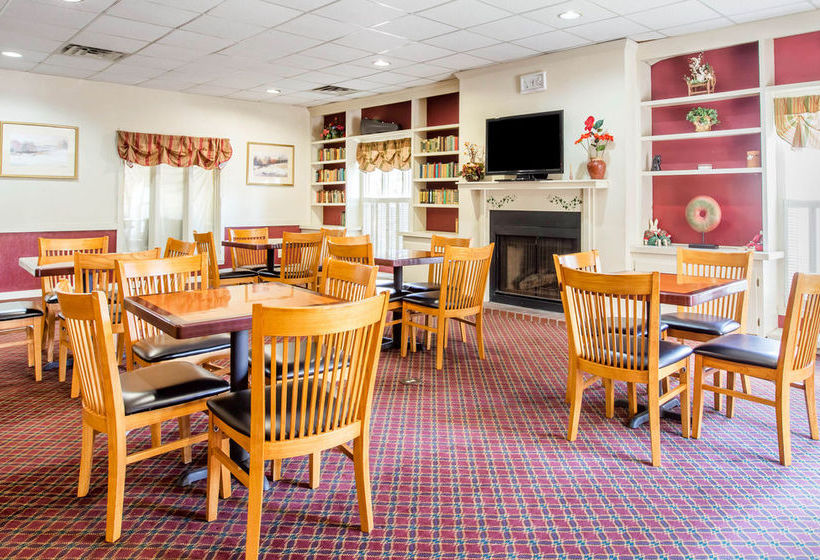 Hotel Econo Lodge Perry  | Perry | Georgia | United States 18