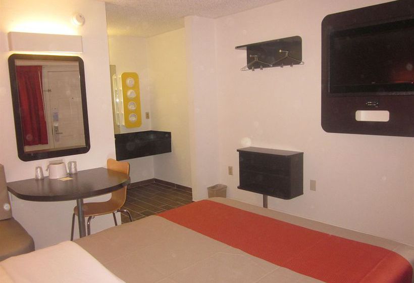 Hotel Red Carpet Inn Berea  | Berea | Kentucky | United States 1