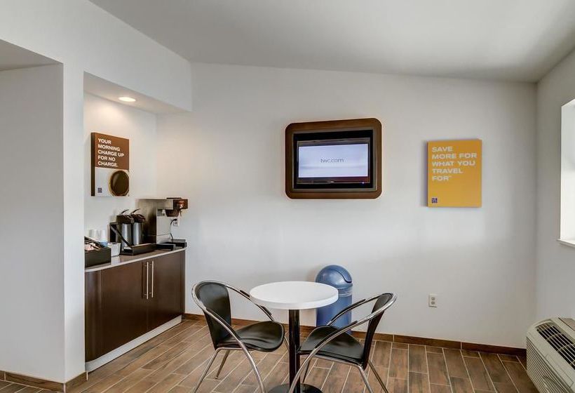 Hotel Red Carpet Inn Berea  | Berea | Kentucky | United States 18