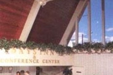 Hotel Days Inn & Conference Center