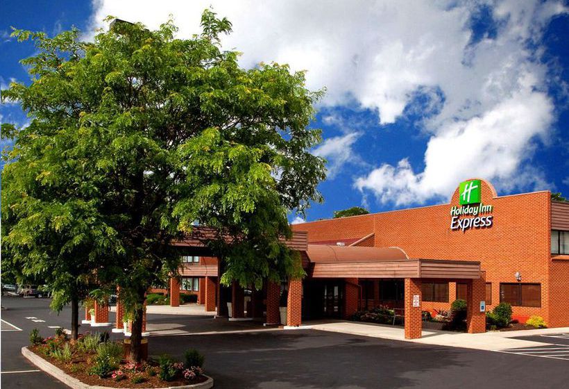Hotel Holiday Inn Express Altoona  Pennsylvania