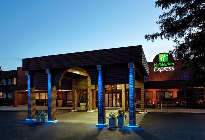 Hotel Holiday Inn Express Altoona   | Altoona | Pennsylvania | United States 19