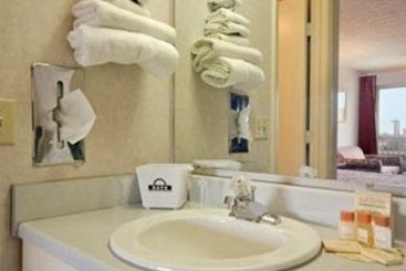 Hotel Days Inn & Suites Dayton North  | Dayton | Ohio | United States 3