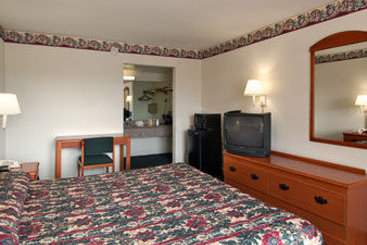 Hotel Days Inn Oglethorpe Mall  | Savannah | Georgia | United States 3