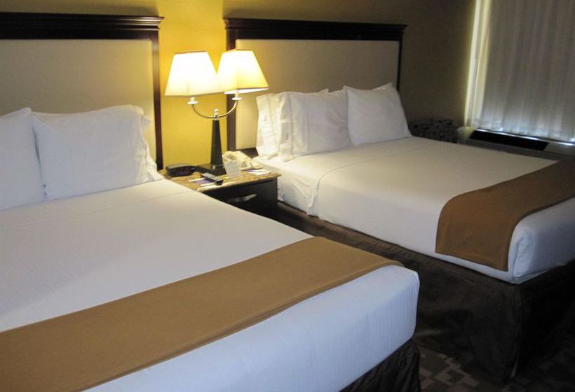 Hotel Holiday Inn Express Chicago Schaumburg  | Schaumburg | Illinois | United States 19