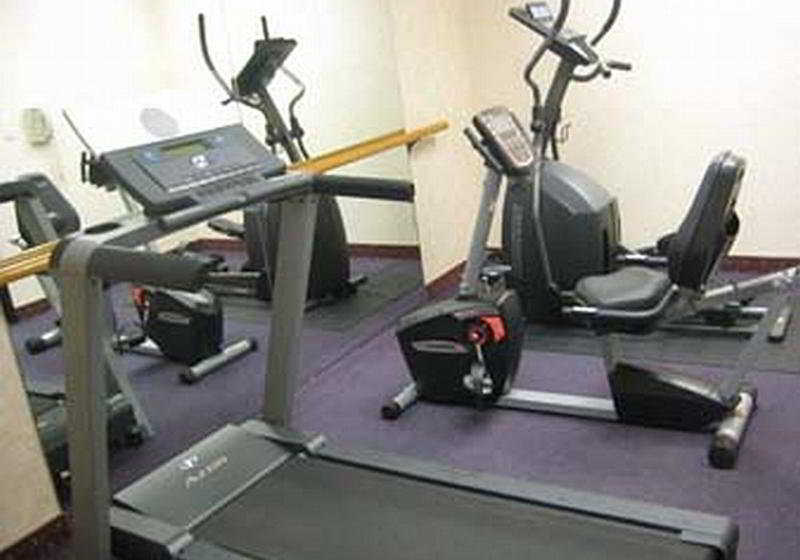 Hotel Days Inn Hyannis Cape Cod Massachusetts