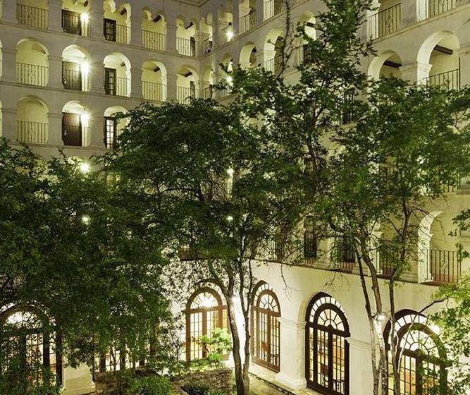 DoubleTree by Hilton Hotel Austin  | Austin | Texas | United States 1