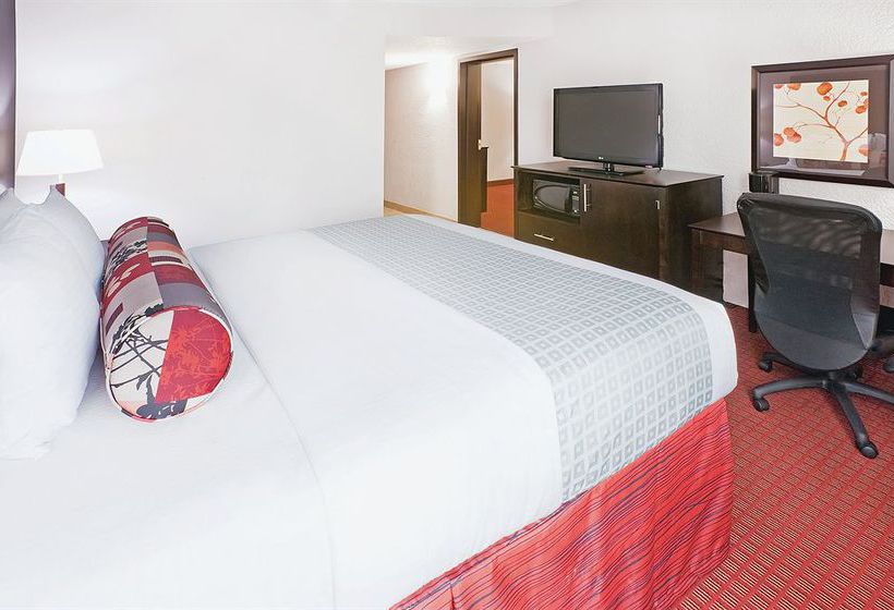 Hotel Quality Inn & Suites  | Dallas | Texas | United States 20