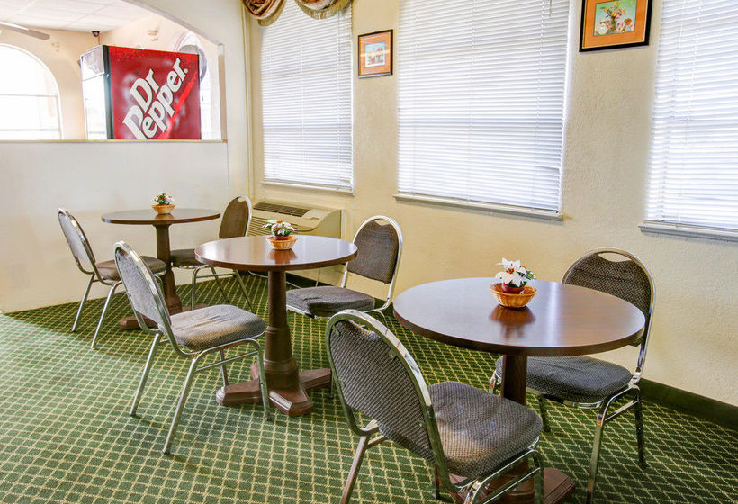 Hotel Econo Lodge  | Temple | Texas | United States 1