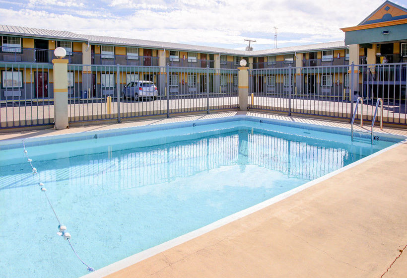 Hotel Econo Lodge  | Temple | Texas | United States 16