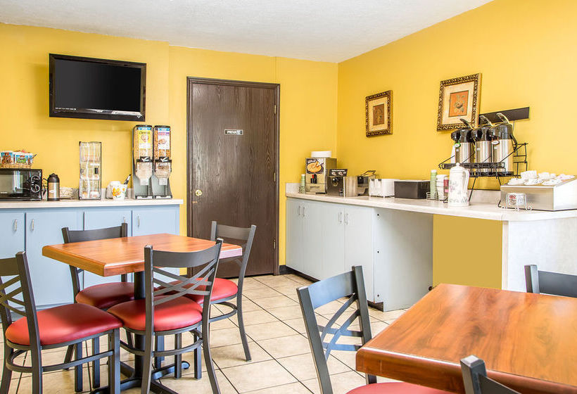 Hotel Econo Lodge  | Rolla | Missouri | United States 1