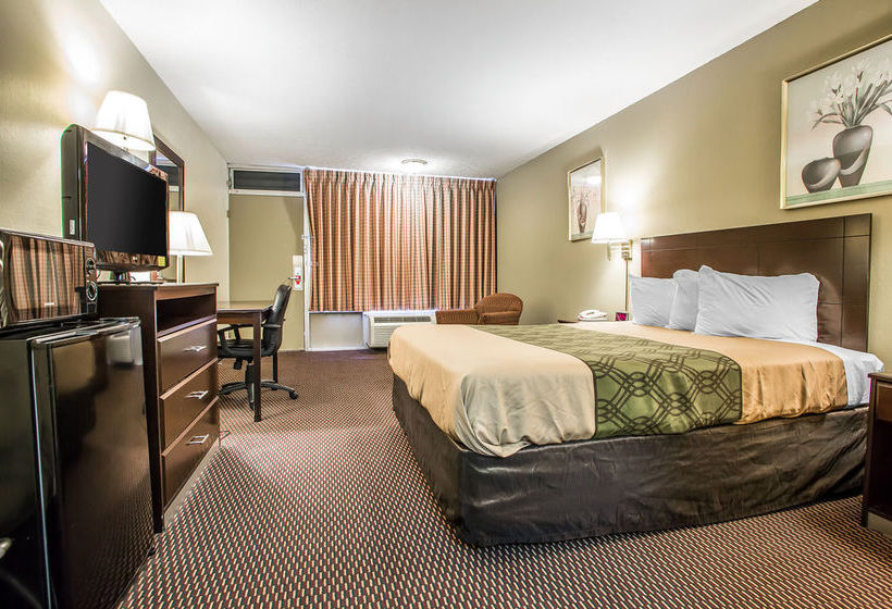 Hotel Econo Lodge  | Rolla | Missouri | United States 10