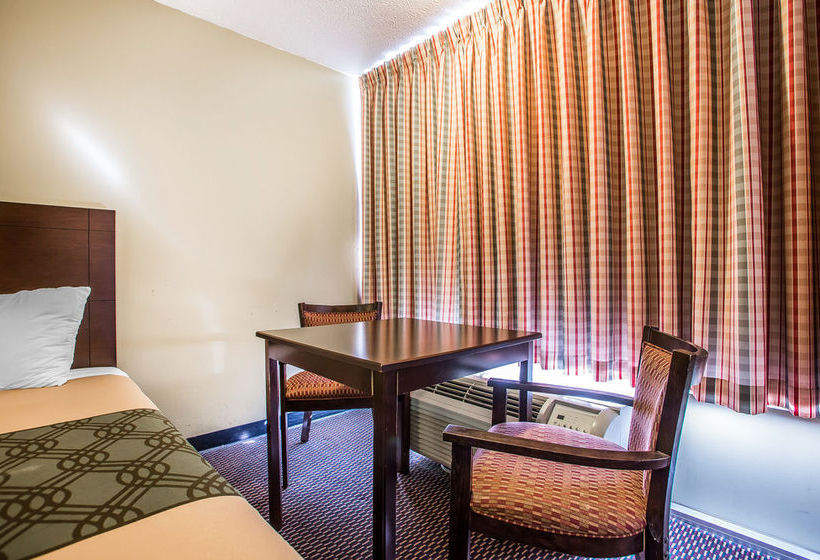 Hotel Econo Lodge  | Rolla | Missouri | United States 14