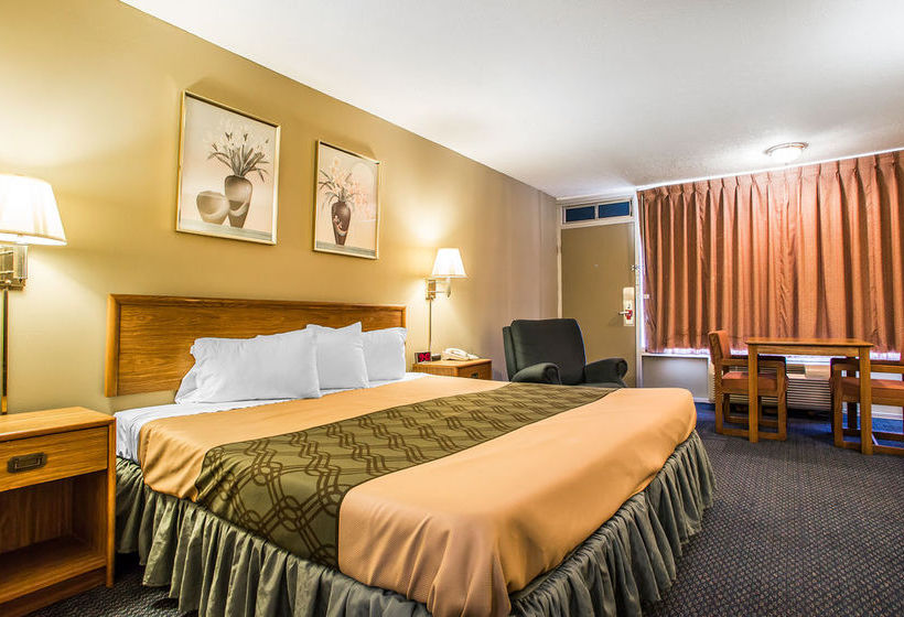 Hotel Econo Lodge  | Rolla | Missouri | United States 5