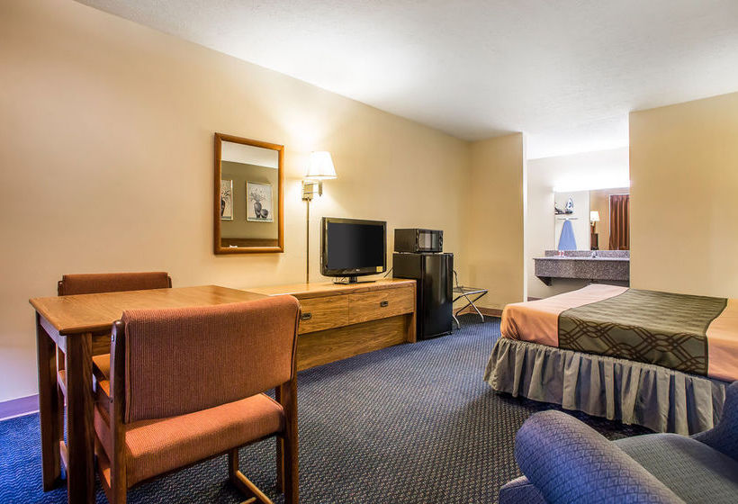 Hotel Econo Lodge  | Rolla | Missouri | United States 9