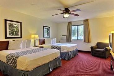 Hotel Econo Lodge Fargo  | Fargo | North Dakota | United States 12
