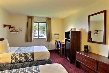 Hotel Econo Lodge Fargo  | Fargo | North Dakota | United States 14