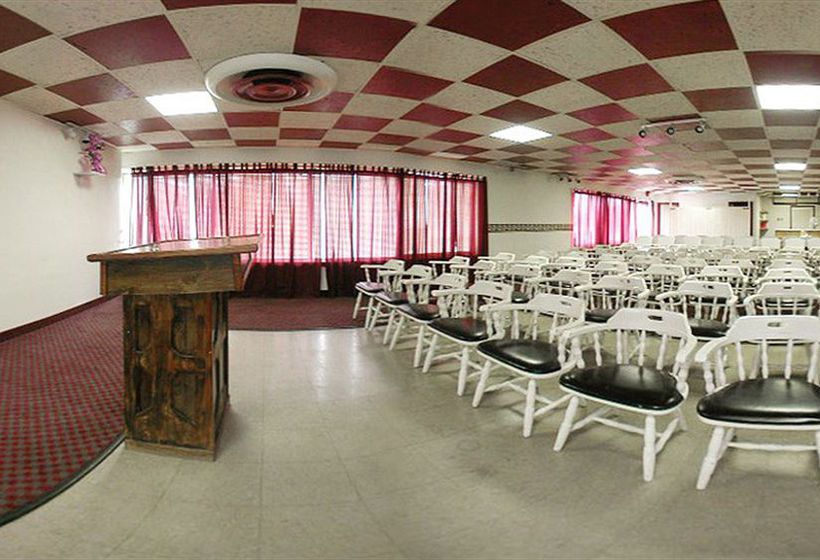 Hotel Econo Lodge South Petersburg