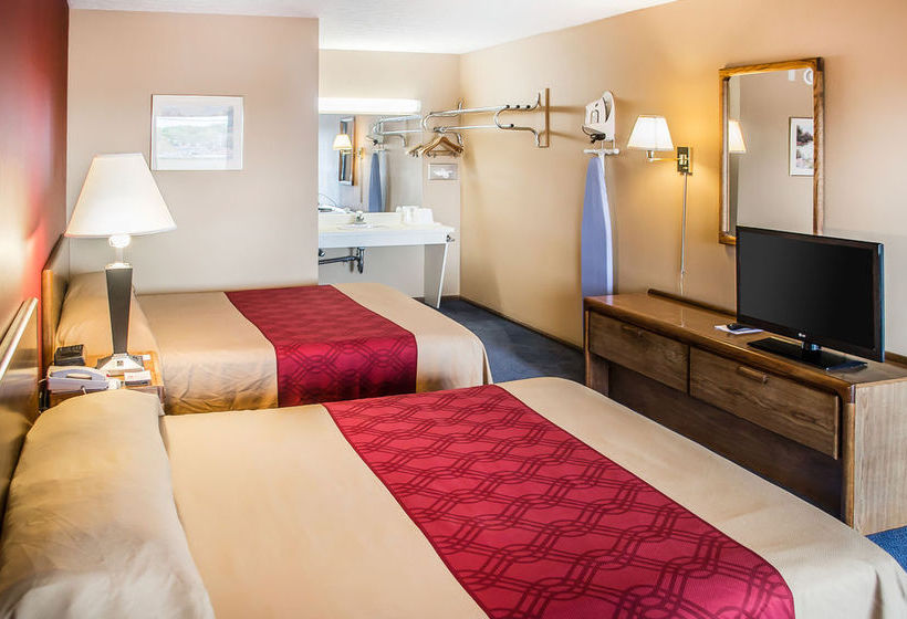 Hotel Econo Lodge  | Sandusky | Ohio | United States 14