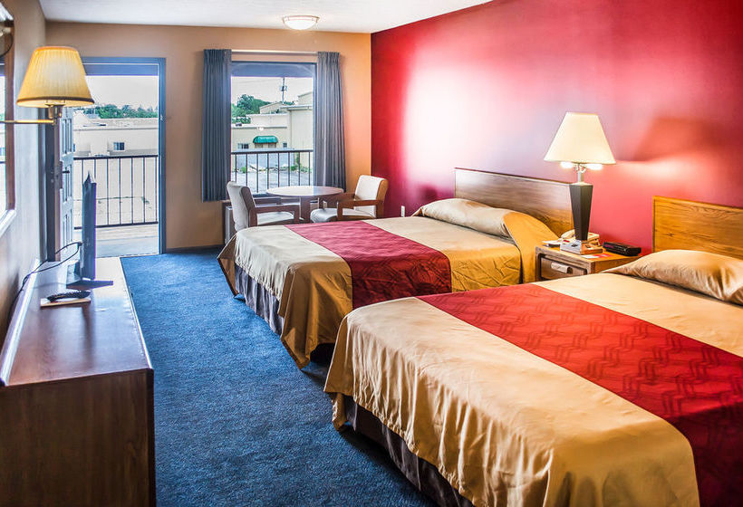 Hotel Econo Lodge  | Sandusky | Ohio | United States 17