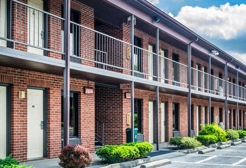 Hotel Econo Lodge  | Sandusky | Ohio | United States 8