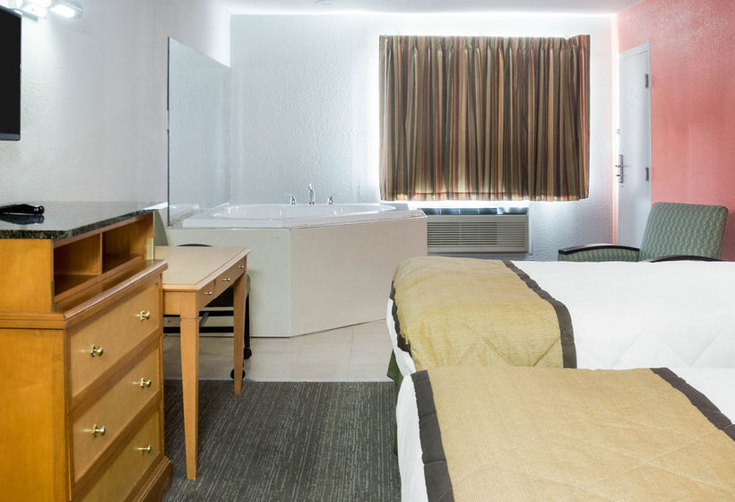 Hotel Econo Lodge Airport  | Norfolk | Virginia | United States 10