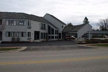 Hotel Econo Lodge At The Bridge  | Mackinaw City | Michigan | United States 1