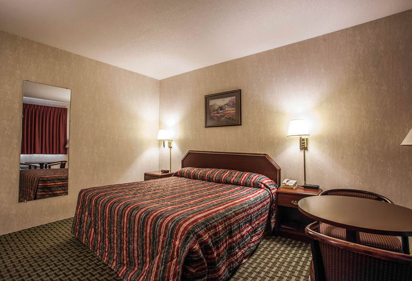 Hotel Econo Lodge Hannibal  | Hannibal | Missouri | United States 13