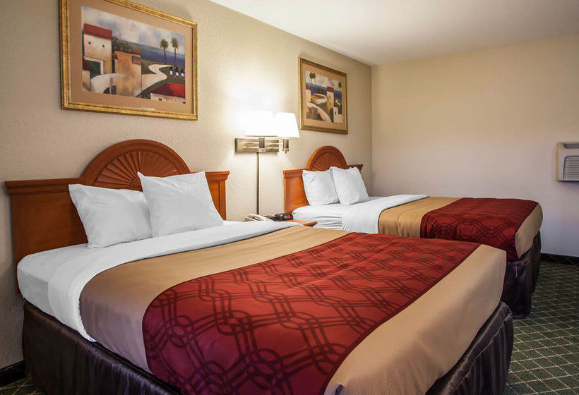 Hotel Econo Lodge Hannibal  | Hannibal | Missouri | United States 18