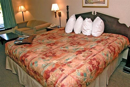 Hotel Ramada Inn & Suites Lebanon  | Lebanon | Tennessee | United States 5