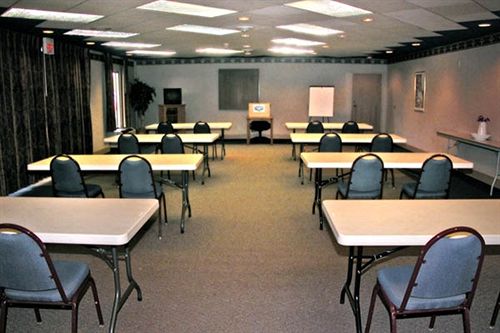 Hotel Ramada Inn & Suites Lebanon  | Lebanon | Tennessee | United States 8