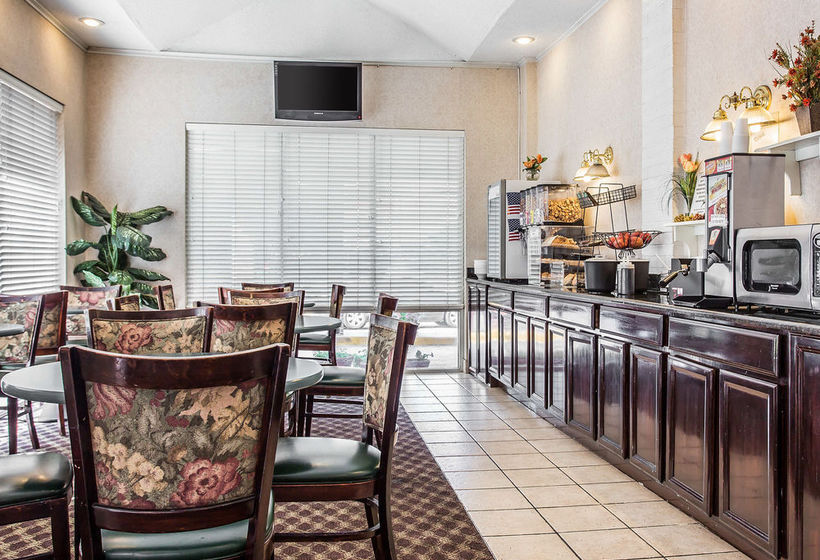 Hotel Econo Lodge Inn & Suites  | Columbia | South Carolina | United States 2