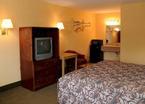 Hotel Rodeway Inn Churchland  Chesapeake