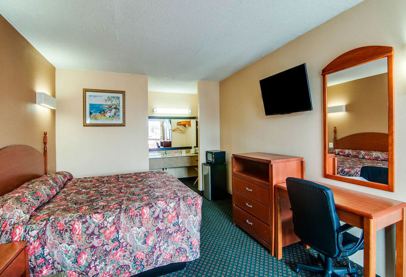 Hotel Econo Lodge Civic Center  | Roanoke | Virginia | United States 13
