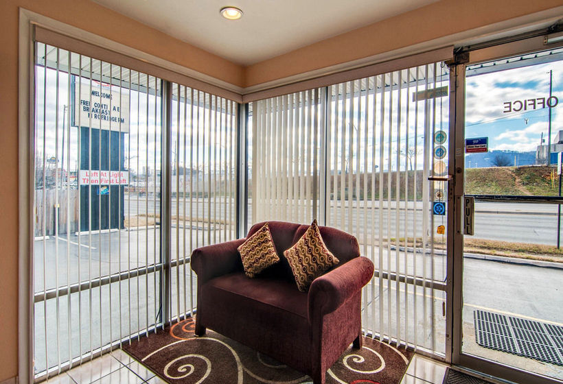 Hotel Econo Lodge Civic Center  | Roanoke | Virginia | United States 18