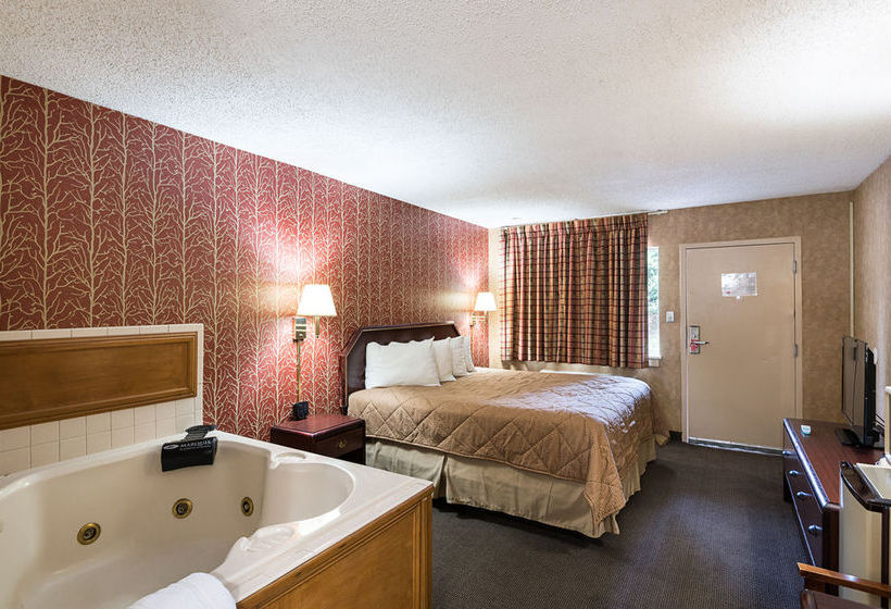 Hotel Econo Lodge Lynchburg  | Lynchburg | Virginia | United States 10