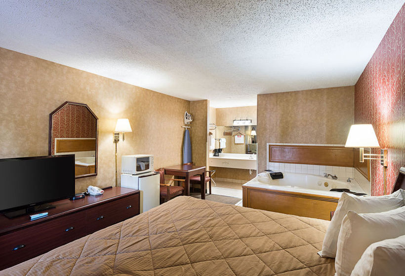 Hotel Econo Lodge Lynchburg  | Lynchburg | Virginia | United States 11