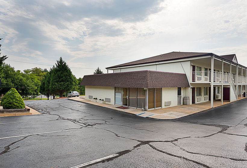 Hotel Econo Lodge Lynchburg  | Lynchburg | Virginia | United States 6