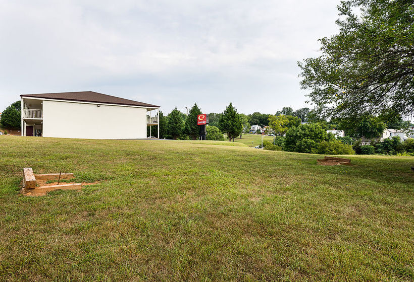 Hotel Econo Lodge Lynchburg  | Lynchburg | Virginia | United States 7