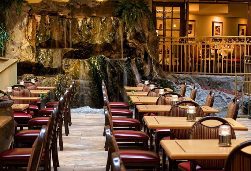 Hotel Embassy Suites Portland Washington Square  | Tigard | Oregon | Estados Unidos 17