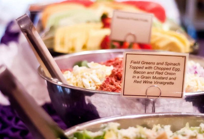 Hotel Embassy Suites Portland Washington Square  | Tigard | Oregon | Estados Unidos 19