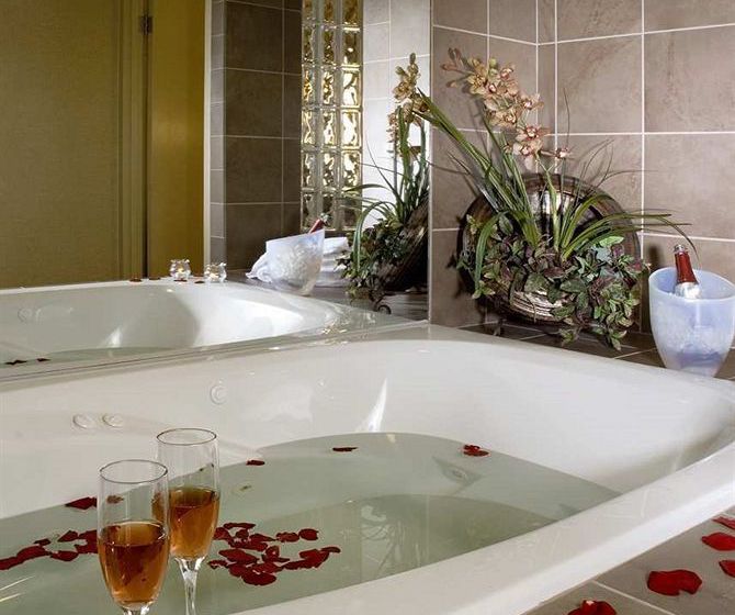 Hotel Embassy Suites Portland Washington Square  | Tigard | Oregon | Estados Unidos 5