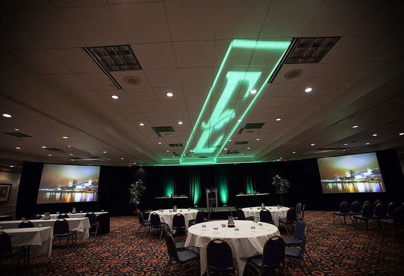 Hotel Embassy Suites Rivercenter  | Covington | Kentucky | United States 3