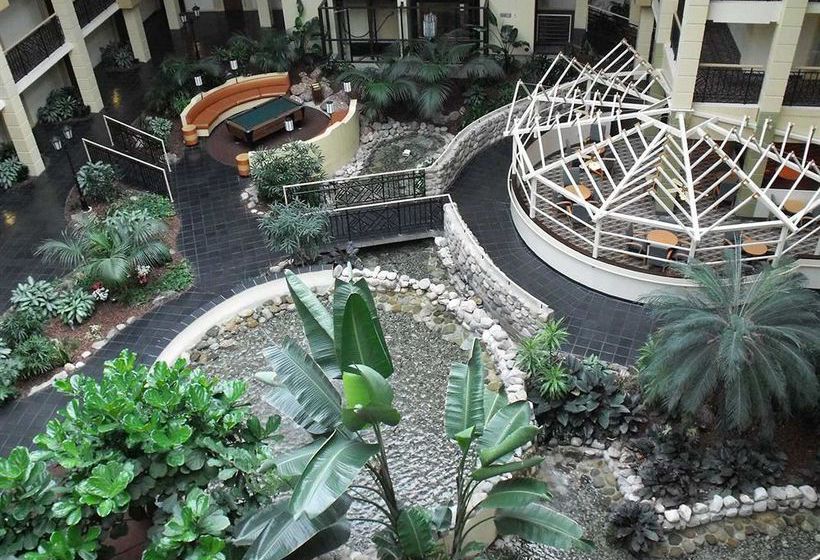 Embassy Suites Hotel 