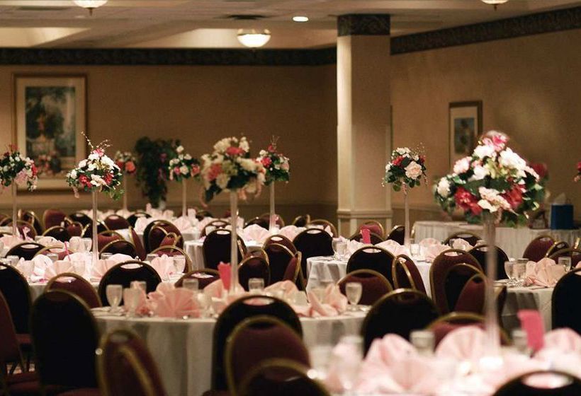 Hotel Embassy Suites Cincinnati Northeast  | Cincinnati | Ohio | United States 14